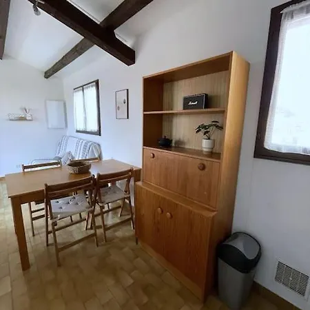Apartment Naturisme, Et Piscine *