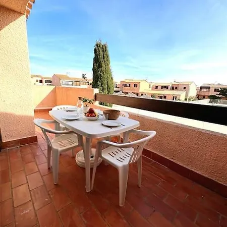 Naturisme, Et Piscine Apartment Leucate